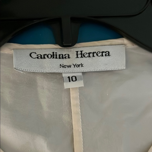 Carolina Herrera Cream Button-Up Silk Blouse - Picture 2 of 5